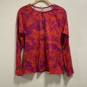 Garnet hill sun guard shirt size large